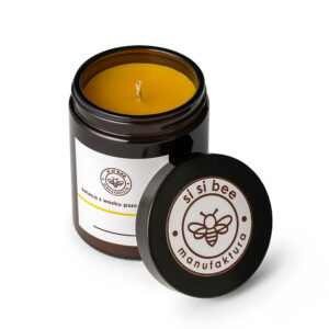 Packshot świecy z wosku pszczelego