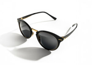 Fotografia produktowa packshot okularów przeciwsłonecznych czarnych