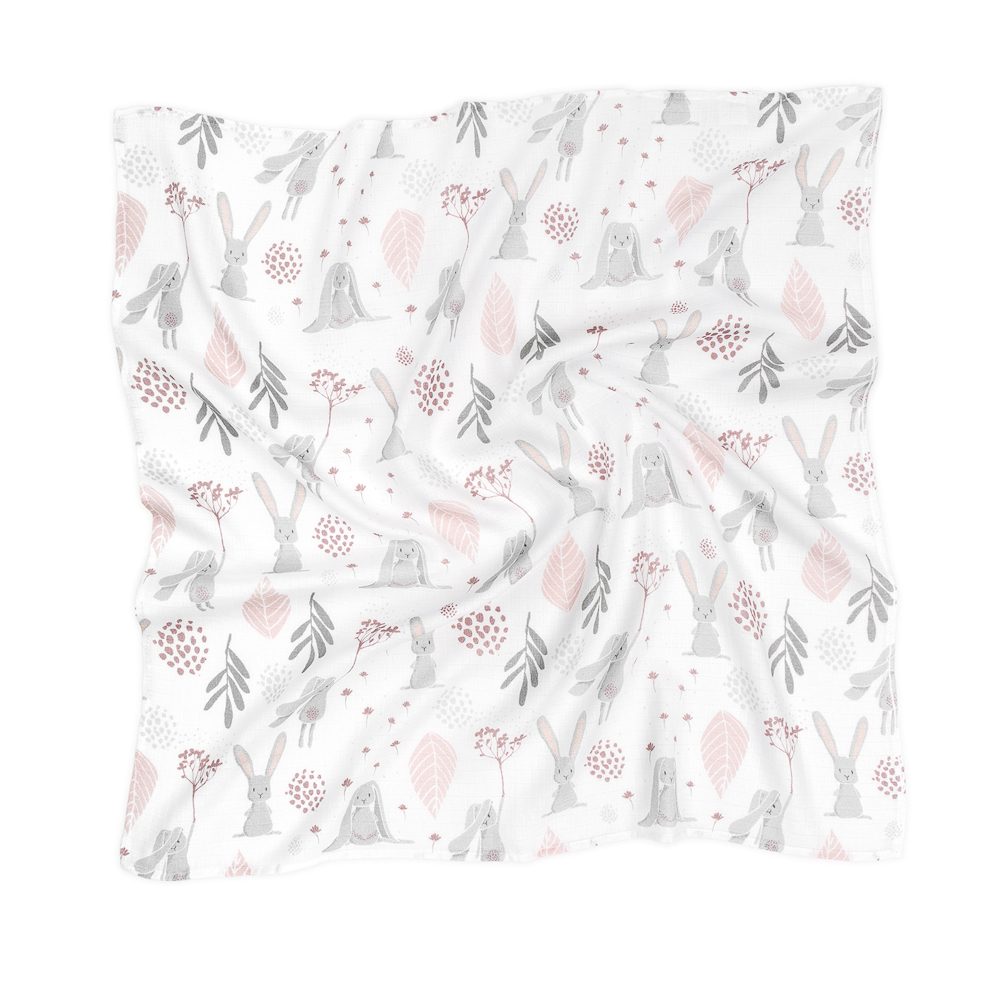 Zdjęcie produktowe pieluszki muślinowej dla niemowląt – fotografia packshotowa do e-commerce