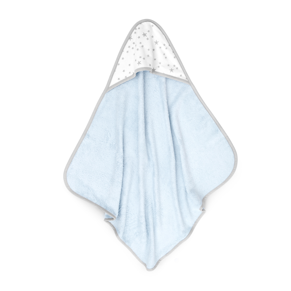 Packshot ręcznika z kapturkiem dla niemowląt – fotografia produktowa na białym tle