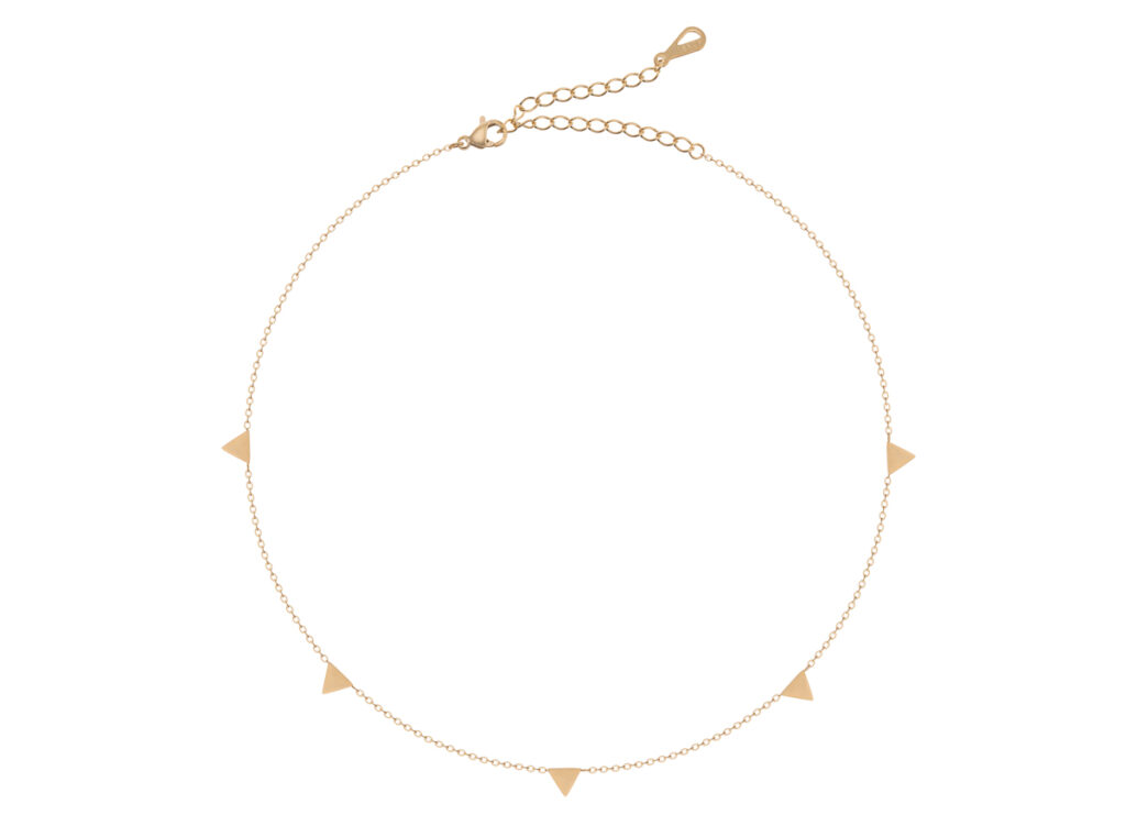 Bransoletka na cienkim łańcuszku z elementami ozdobnymi – packshot biżuterii