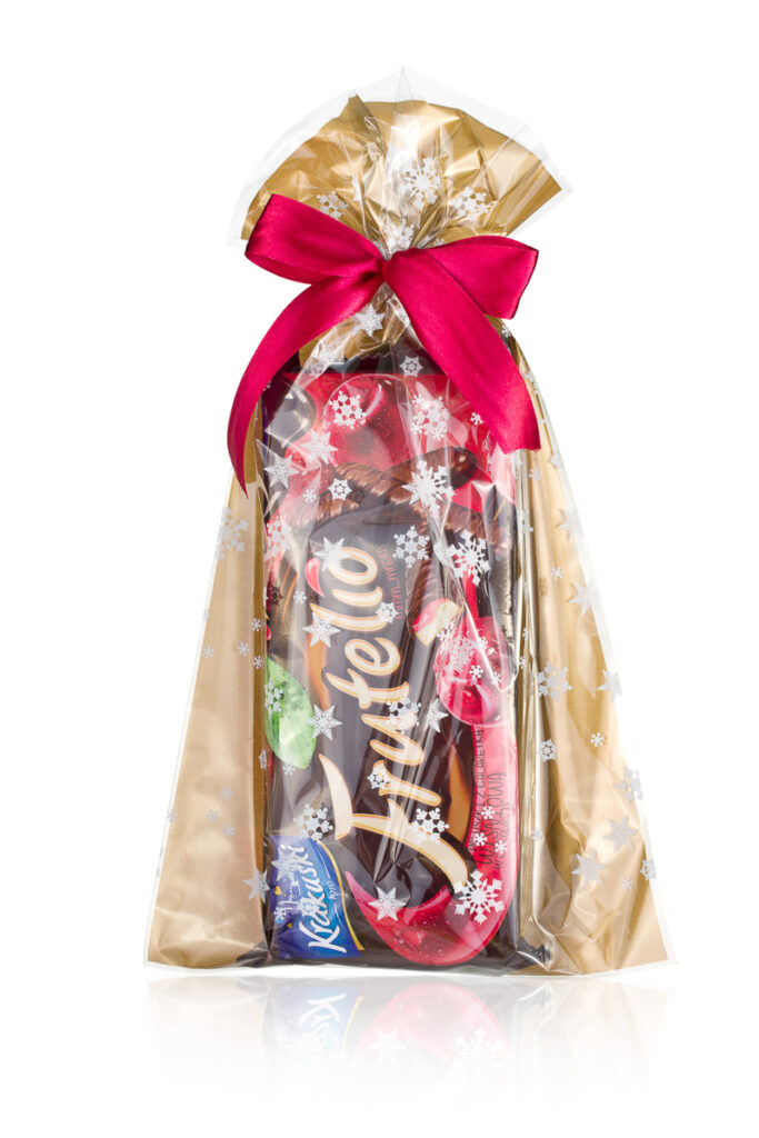 Fotografia produktowa opakowań do katalogu – spójne packshoty woreczków świątecznych