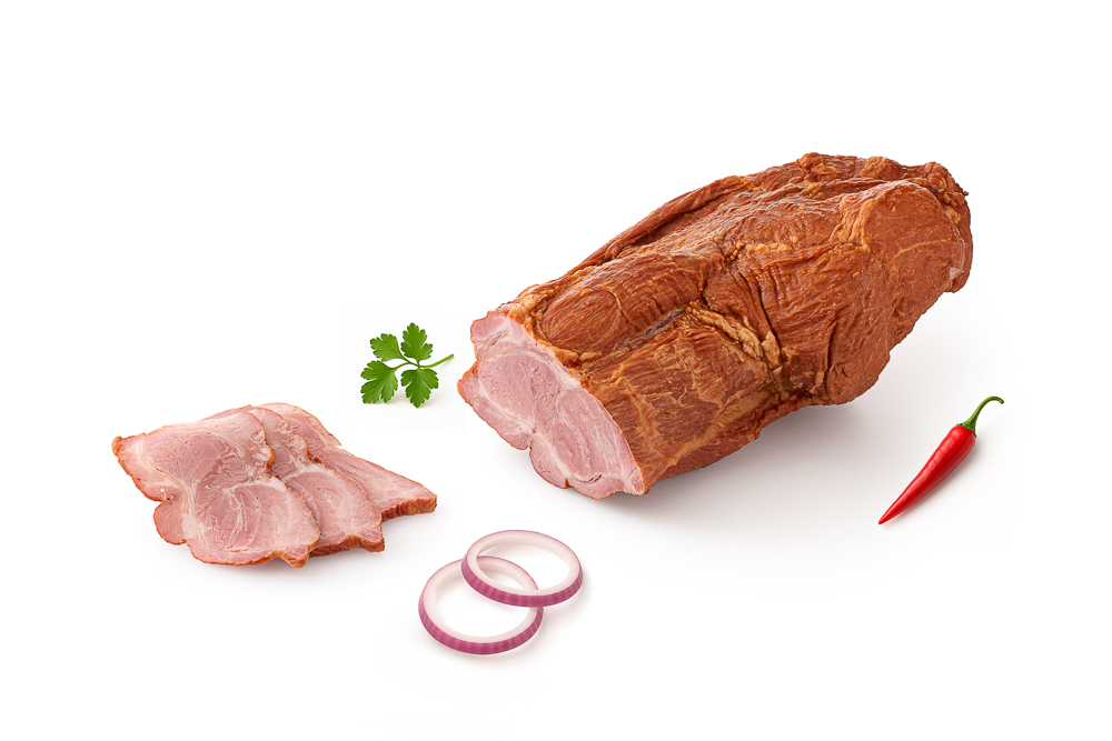 baleron wędzony w całości – apetyczne zdjęcie potrawy do e-sklepu (packshot).